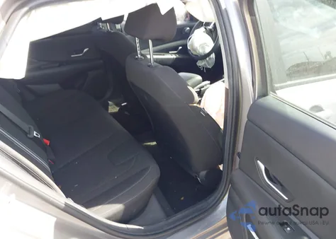 2023 Hyundai Elantra Sel z USA, uszkodzony, nr VIN KMHLM4AG0PU603128